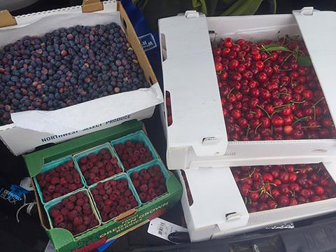 Montavons Berries - Parkdale, OR