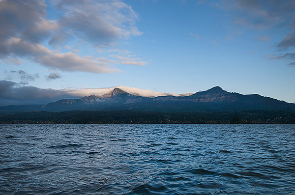 Early morning wind on the Columbia River