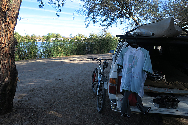 Camping at Fortuna Pond near Yuma, AZ