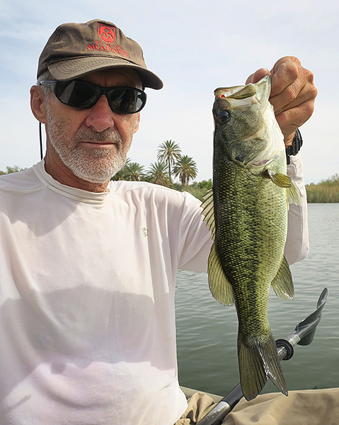 Colorado River largemouth bass caught by watermanatwork.com kayak fisherman Ron Barbish