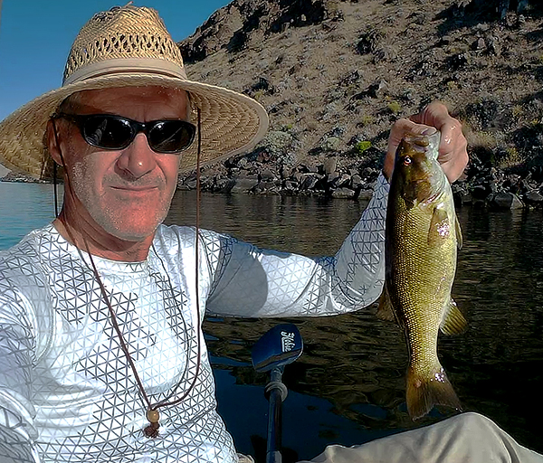 Columbia River smallmouth bass caught by watermanatwork.com kayak fisherman Ron Barbish