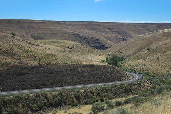 Winding road in the hills of eastern Washington