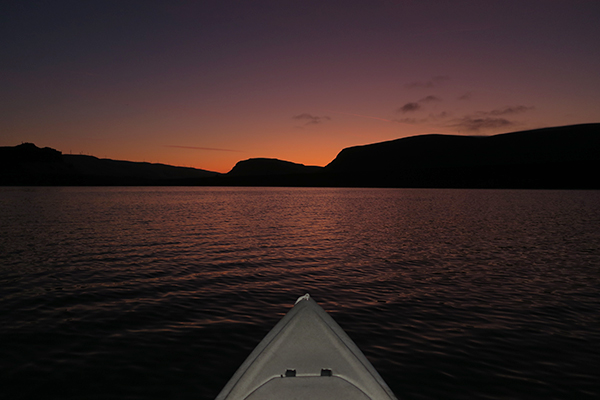 A calm October morning kayak fishing on the Columbia River with watermanatwork.com