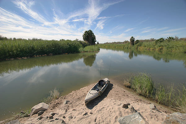 Colorado River kayak fishing launch