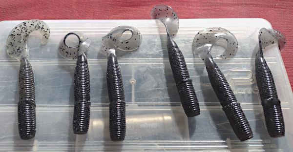 Modified plastic fishing grubs