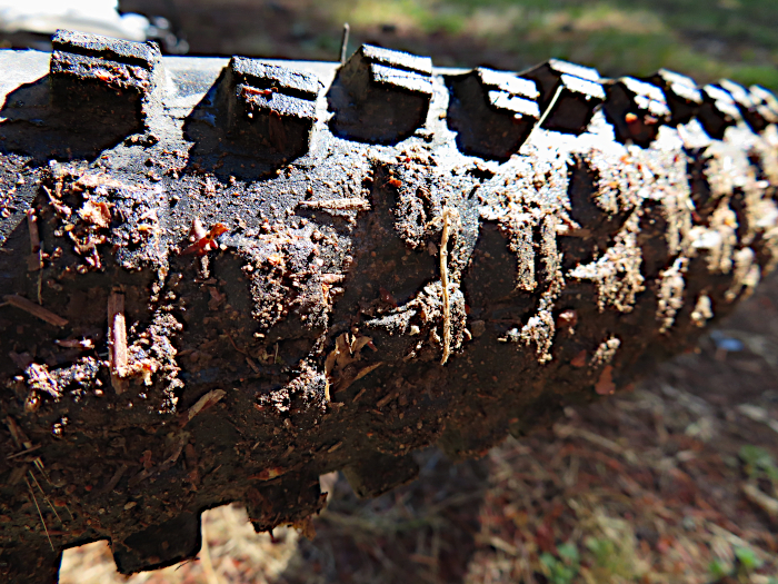 Wet bicycle tire