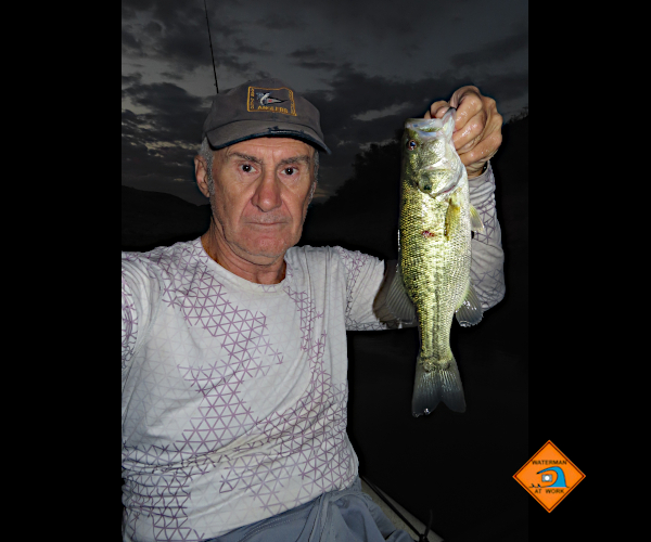 Colorado River largemouth bass caught by watermanatwork.com kayak fisherman Ron Barbish